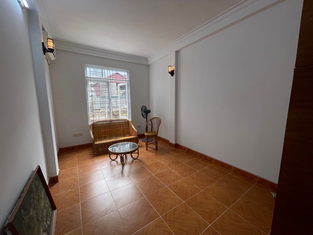 Bán nhà Thổ Quan - diện tích 20m2 6 tầng - Cực hot, nhà đẹp hiếm có - giá 6 tỷ