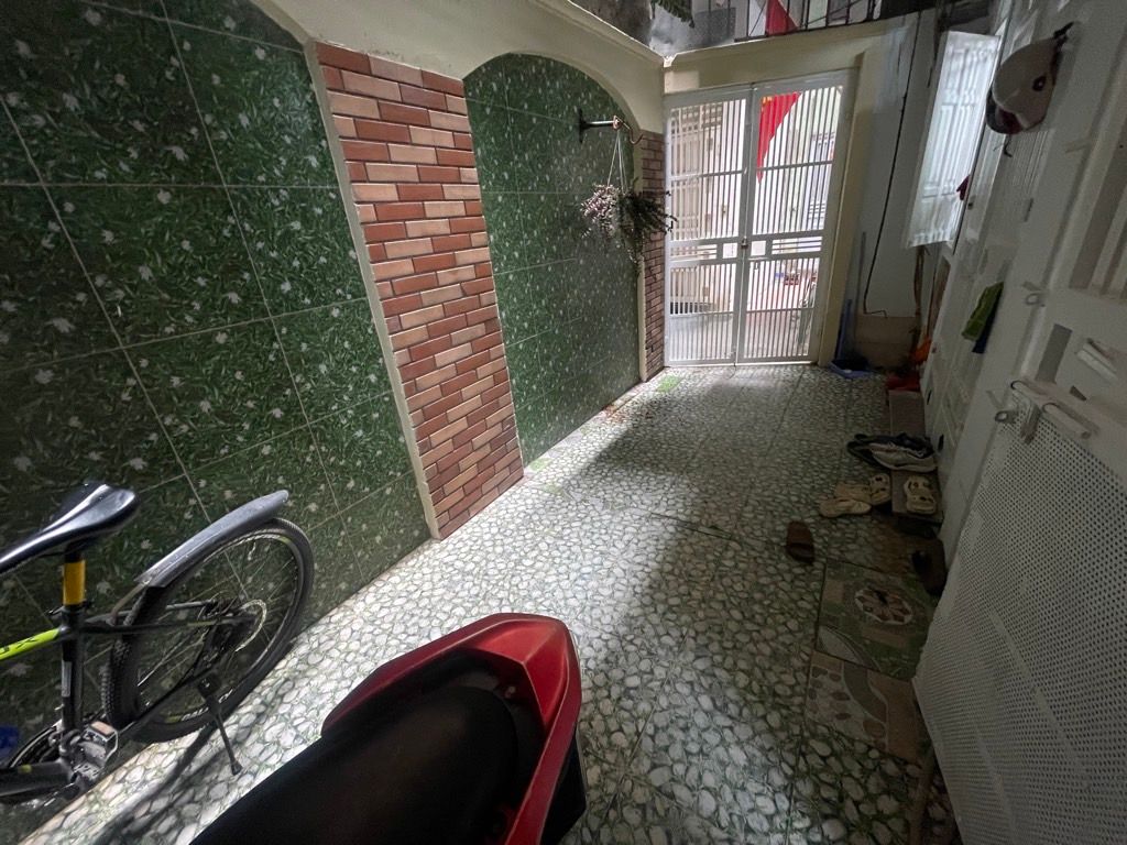 Bán nhà Thổ Quan - diện tích 20m2 6 tầng - Cực hot, nhà đẹp hiếm có - giá 6 tỷ