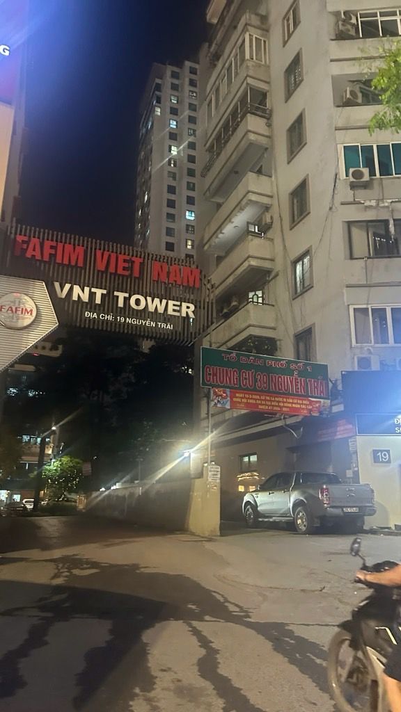 Bán nhà Nguyễn Trãi - diện tích 96m2 9 tầng - CĂN GÓC TẦNG CAO - VIEW ĐẸP - TRUNG TÂM NGÃ TƯ SỞ - giá 8,5 tỷ