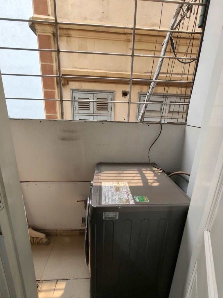 Bán nhà Nguyễn Trãi - diện tích 45m2 4 tầng - Ngõ thông ô tô qua - giá 2,2 tỷ