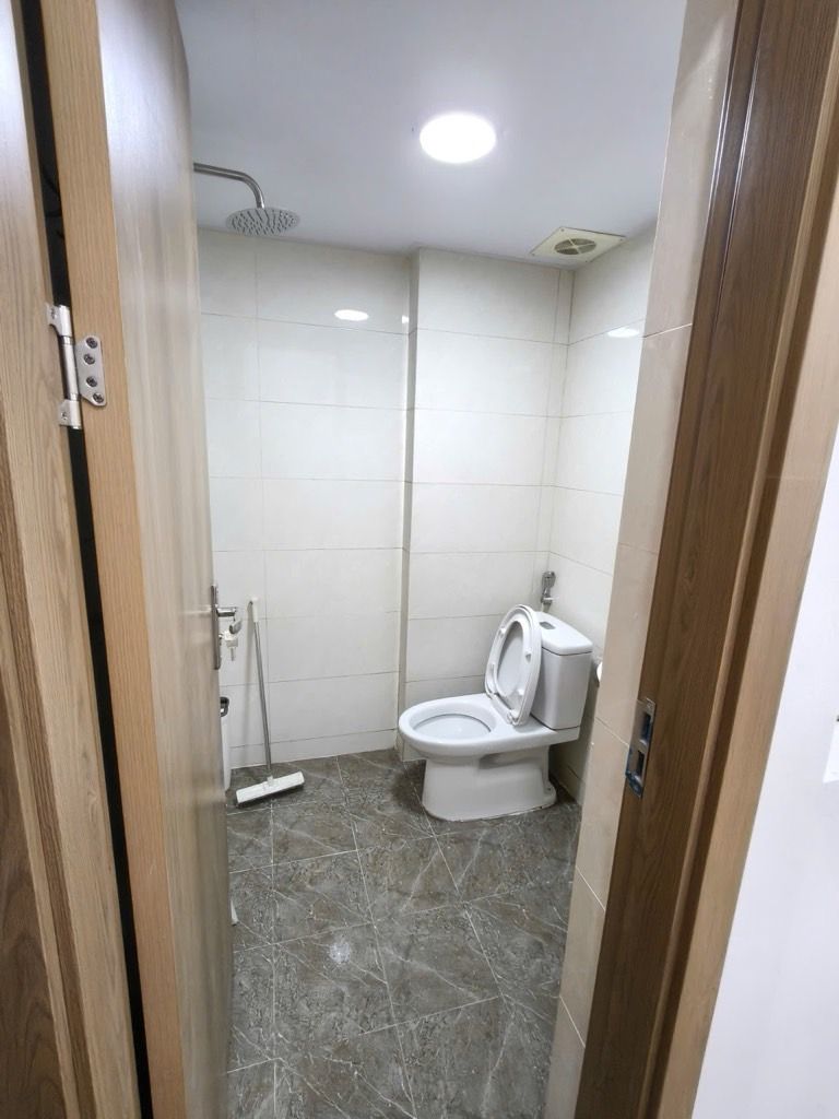 Bán nhà Nguyễn Trãi - diện tích 45m2 4 tầng - Ngõ thông ô tô qua - giá 2,2 tỷ