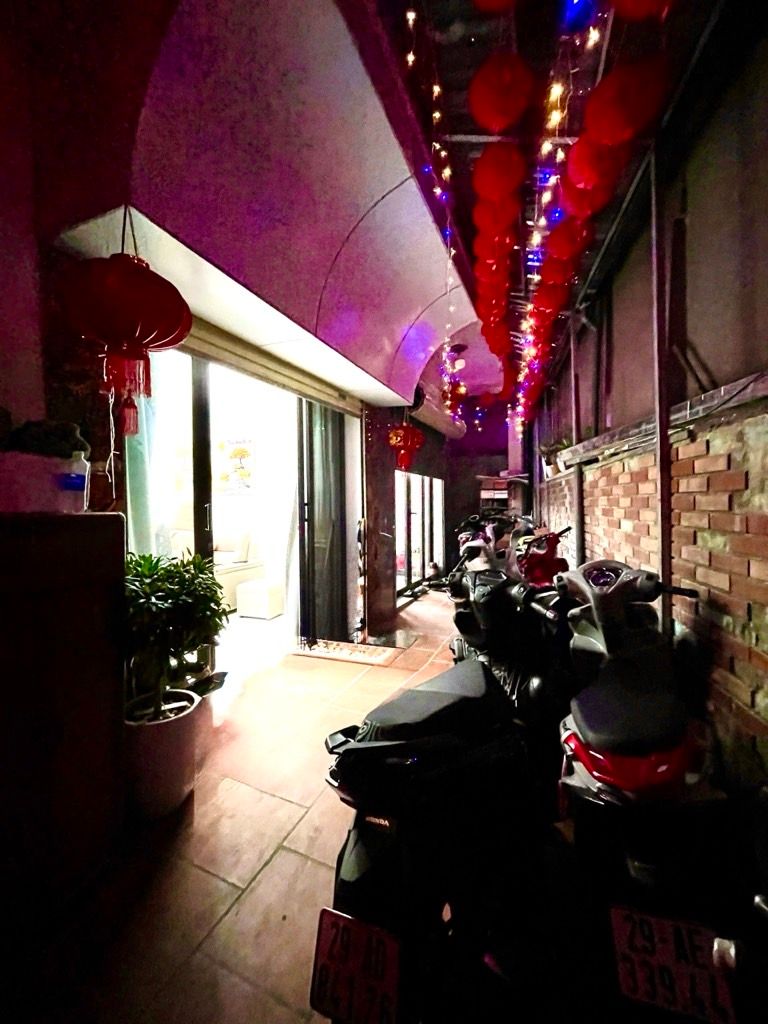 Bán nhà Thịnh Quang - diện tích 23m2 4 tầng - Nhà mới đẹp ở luôn - giá 6,9 tỷ