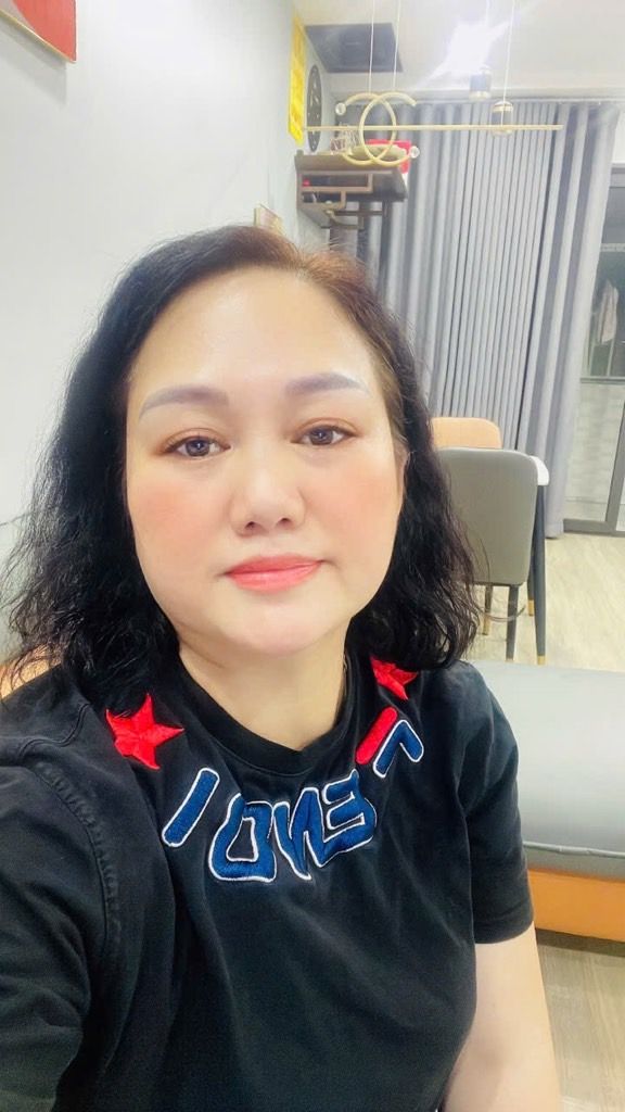 Bán nhà Linh - diện tích 76m2 1 tầng - ô tô đỗ sảnh - giá 4,35 tỷ