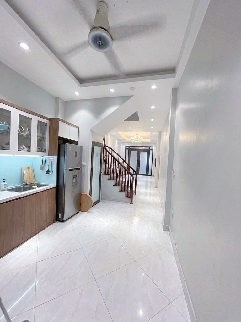 Bán nhà Hồng Mai - diện tích 45m2 5 tầng - Nhà rộng sát phố, cách ô tô 10m - giá 11,3 tỷ