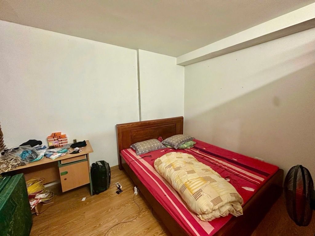 Bán nhà Tây Nam Linh Đàm - diện tích 34.3m2 12 tầng - Nhà đẹp hiếm có - giá 3,45 tỷ