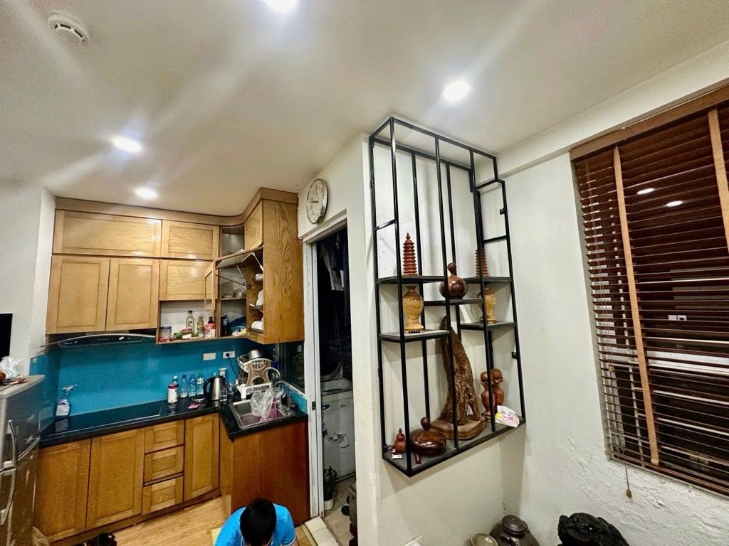 Bán nhà Tây Nam Linh Đàm - diện tích 34.3m2 12 tầng - Nhà đẹp hiếm có - giá 3,45 tỷ