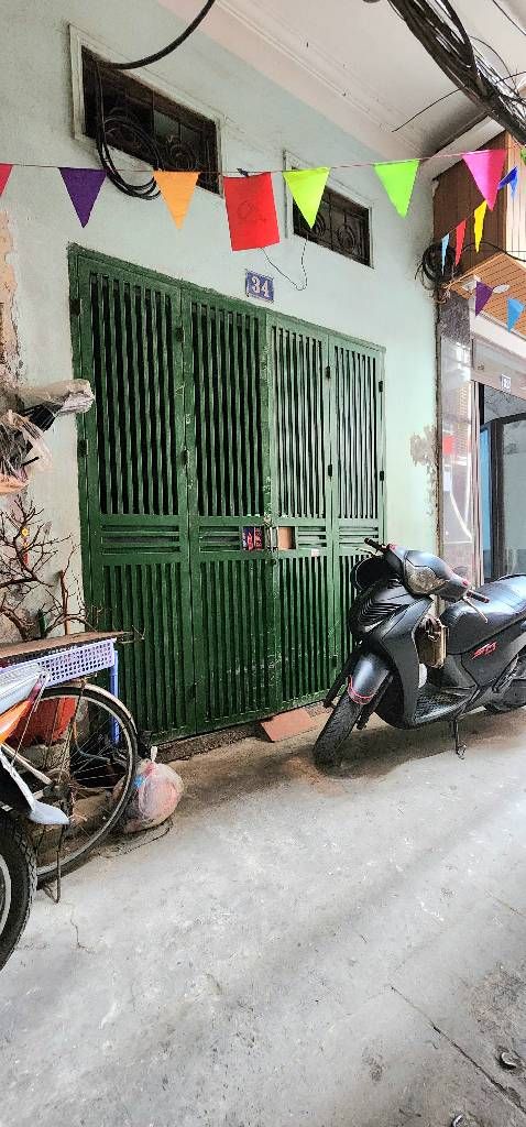 Bán nhà Bạch Mai - diện tích 40m2 3 tầng - Mặt ngõ thông - giá 9,4 tỷ