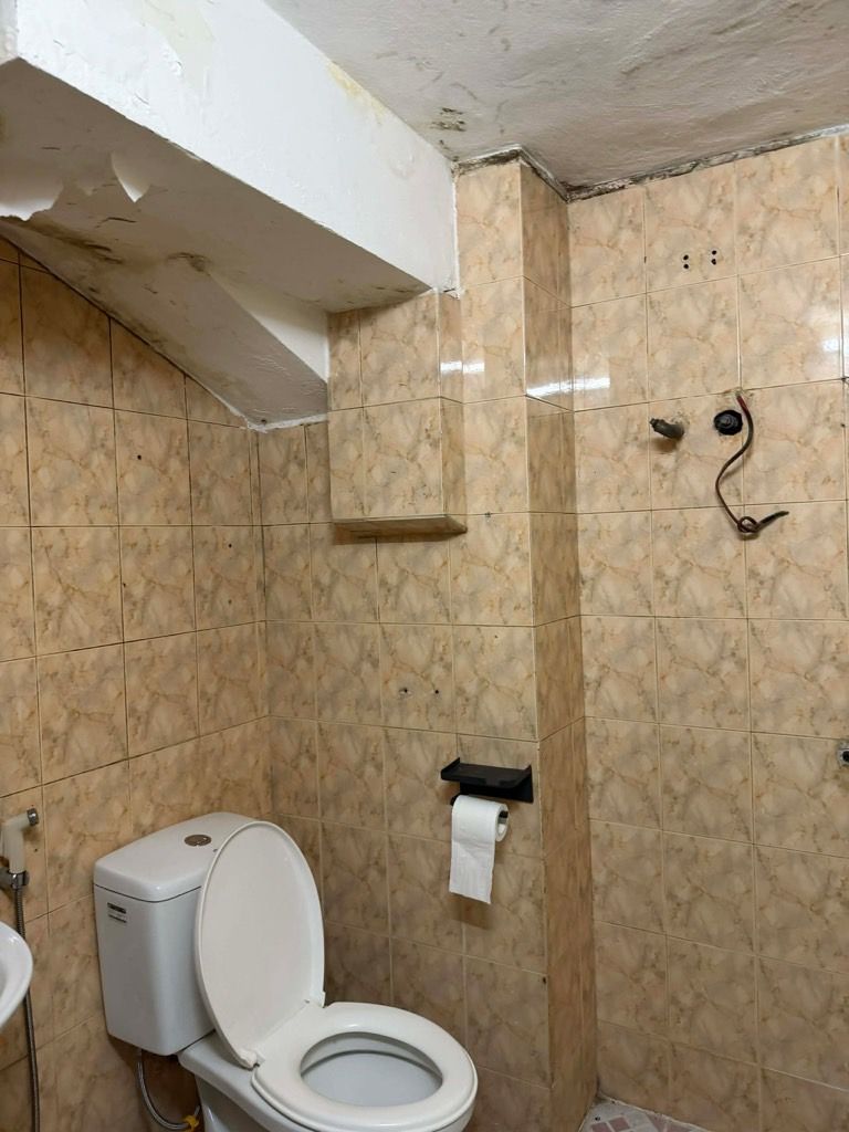 Bán nhà Nguyễn Công Trứ - diện tích 55m2 2 tầng - ô tô đỗ cửa - giá 21 tỷ