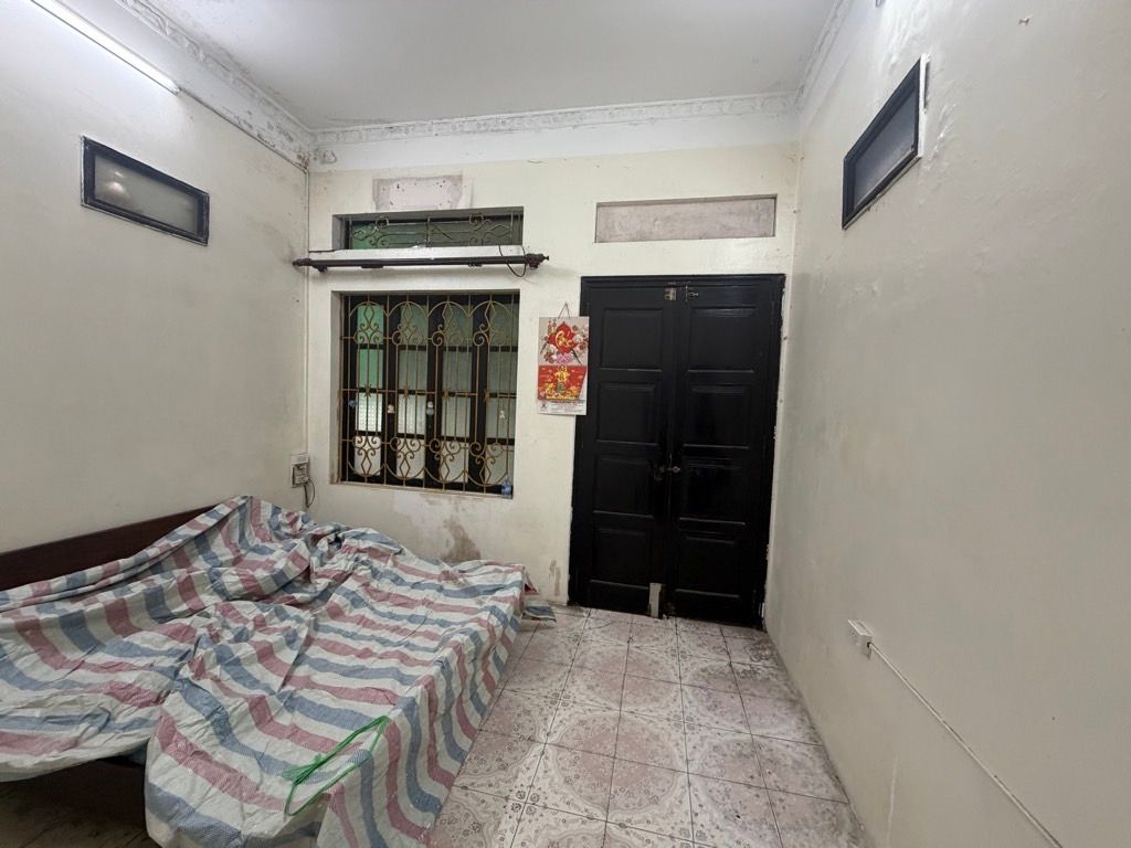 Bán nhà Vĩnh Tuy - diện tích 31m2 3 tầng - Ô TÔ ĐỖ CỬA - giá 8,8 tỷ