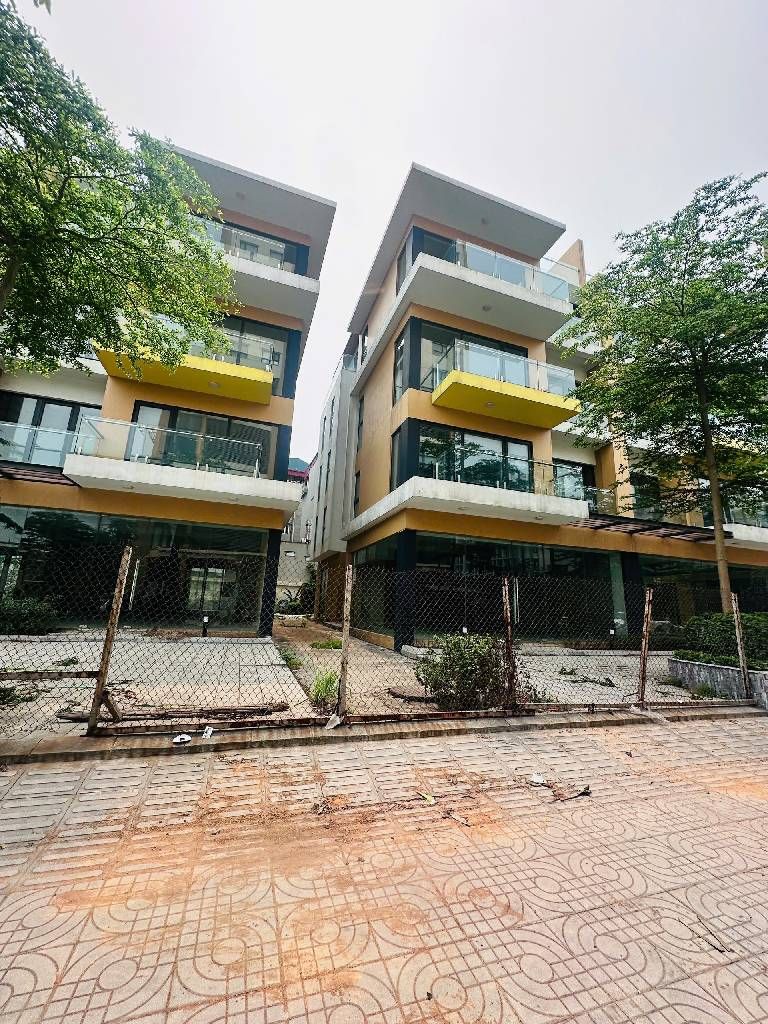 Bán nhà Triều Khúc - diện tích 82.2m2 10 tầng - Nhà đẹp - giá 8,96 tỷ