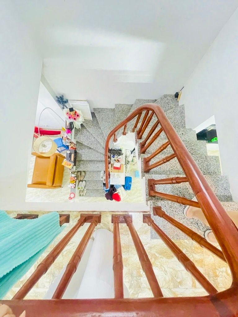 Bán nhà Định Công Thượng - diện tích 46m2 2 tầng - Lô góc, ngõ thông - giá 3,15 tỷ