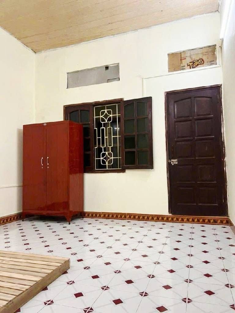 Bán nhà Minh Khai - diện tích 50m2 3 tầng - Mặt ngõ ô tô tránh - giá 23 tỷ