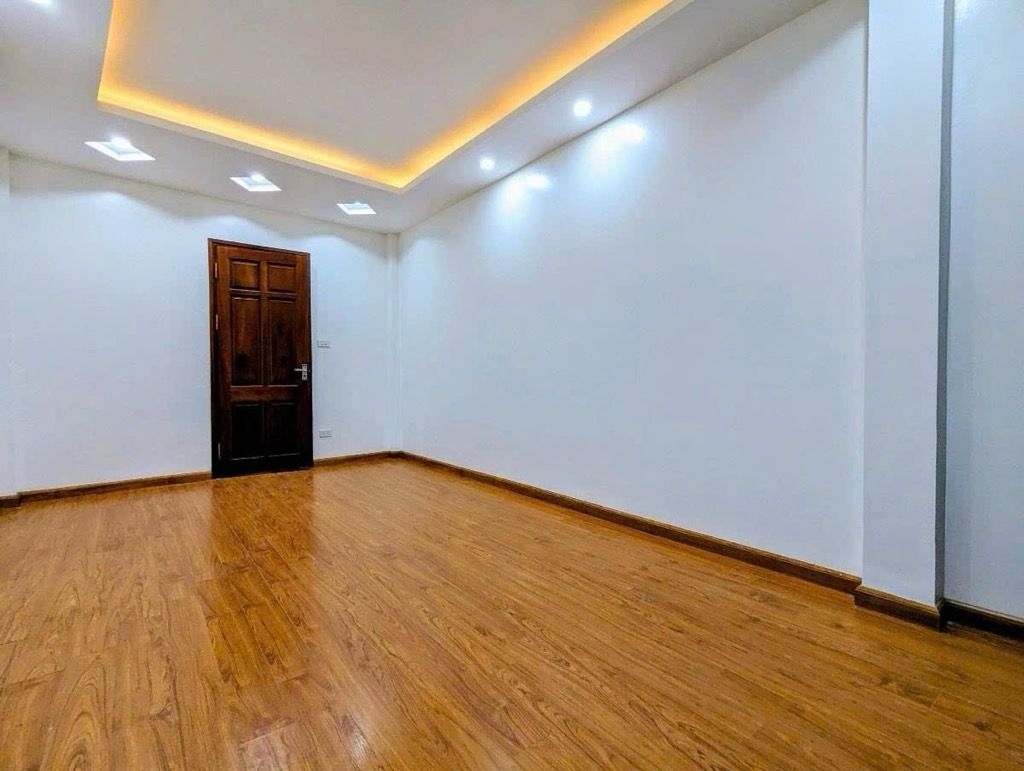 Bán nhà Chính Kinh - diện tích 30m2 6 tầng - Ba Gác Đỗ Cửa - giá 9,7 tỷ