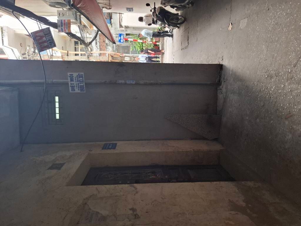 Bán nhà Minh Khai - diện tích 47.5m2 3 tầng - Đất nở hậu nhẹ - giá 15,6 tỷ