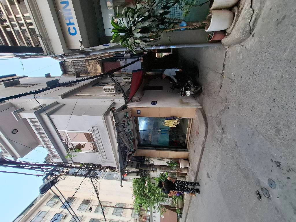 Bán nhà Minh Khai - diện tích 47.5m2 3 tầng - Đất nở hậu nhẹ - giá 15,6 tỷ