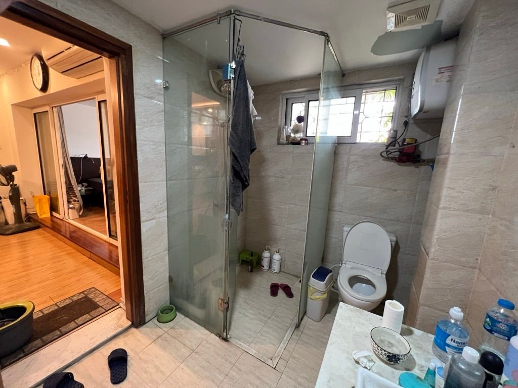 Bán nhà Vũ Ngọc Phan - diện tích 80m2 1 tầng - Ô tô đỗ chân cầu thang - giá 5,3 tỷ