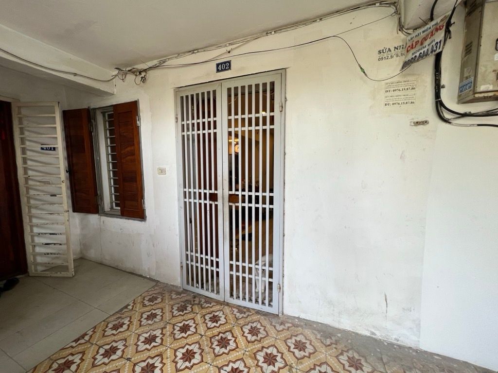 Bán nhà Vũ Ngọc Phan - diện tích 80m2 1 tầng - Ô tô đỗ chân cầu thang - giá 5,3 tỷ