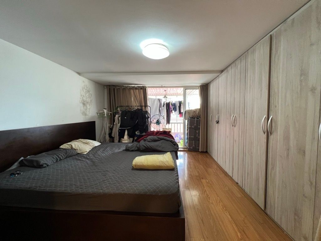 Bán nhà Vũ Ngọc Phan - diện tích 80m2 1 tầng - Ô tô đỗ chân cầu thang - giá 5,3 tỷ