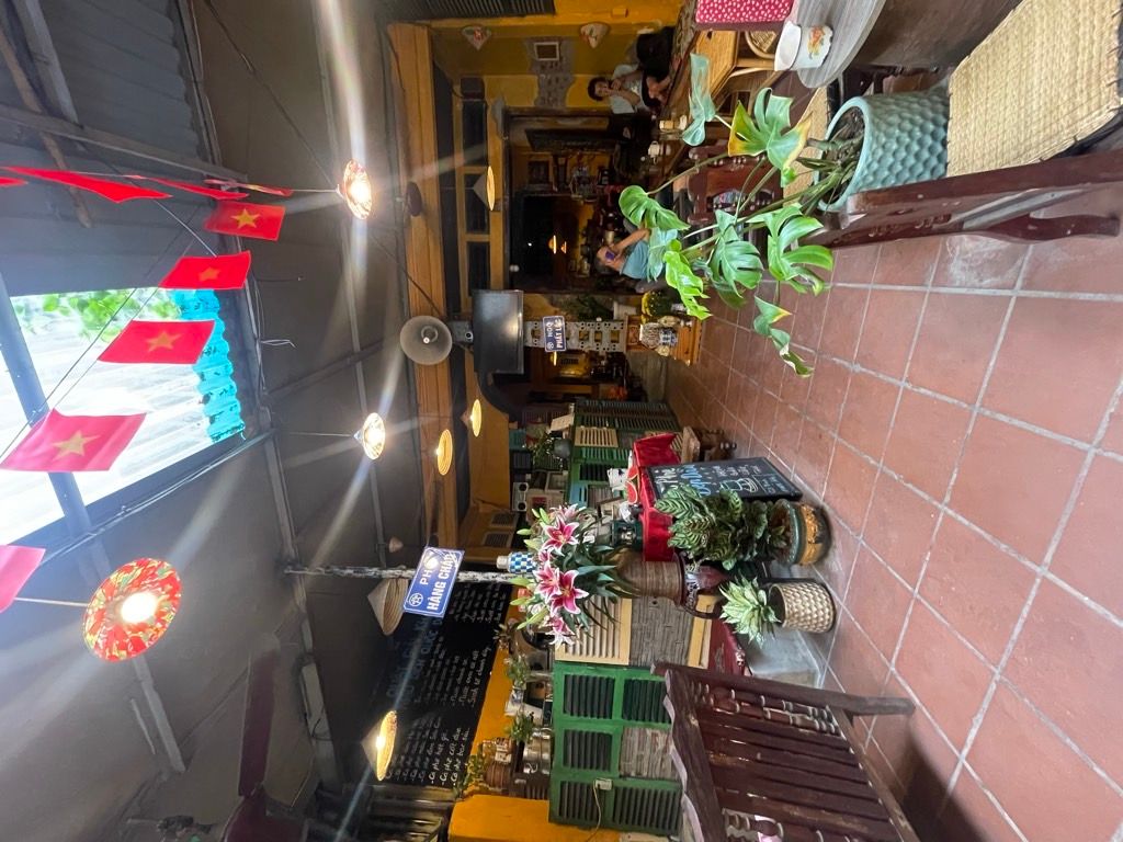 Bán nhà Vũ Ngọc Phan - diện tích 39,3m2 1 tầng - Ngõ nông - giá 11,9 tỷ