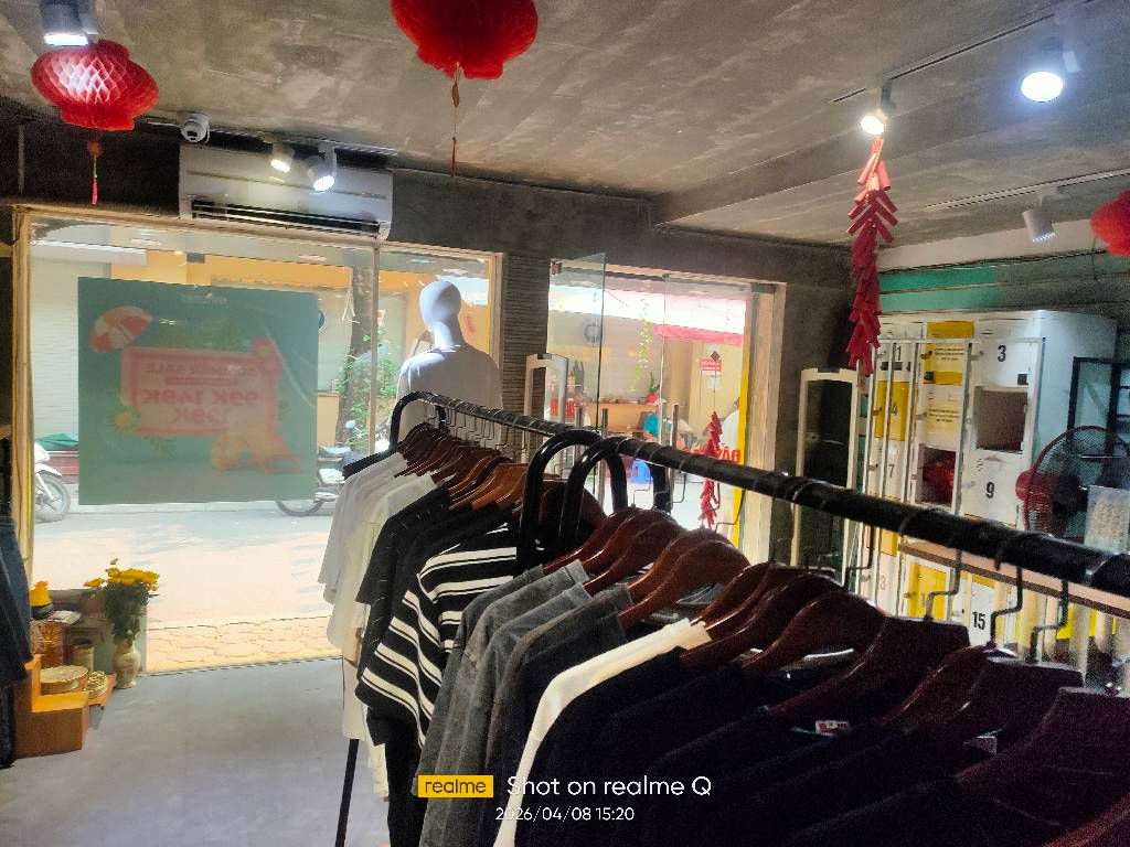 Bán nhà Tôn Thất Tùng - diện tích 34.5m2 1 tầng - ô tô đỗ cửa - giá 12,6 tỷ