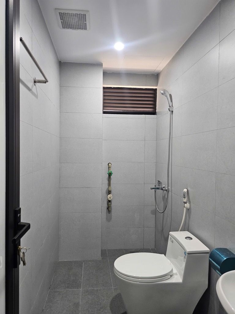 Bán nhà Triệu Việt Vương - diện tích 30m2 7 tầng - gần ô tô tránh - giá 19,5 tỷ