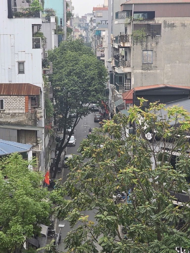 Bán nhà Triệu Việt Vương - diện tích 30m2 7 tầng - gần ô tô tránh - giá 19,5 tỷ