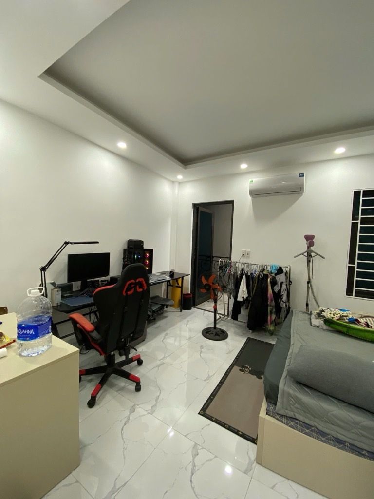 Bán nhà Nguyễn Đức Cảnh - diện tích 30,4m2 5 tầng - Ô tô qua nhà - giá 7,65 tỷ