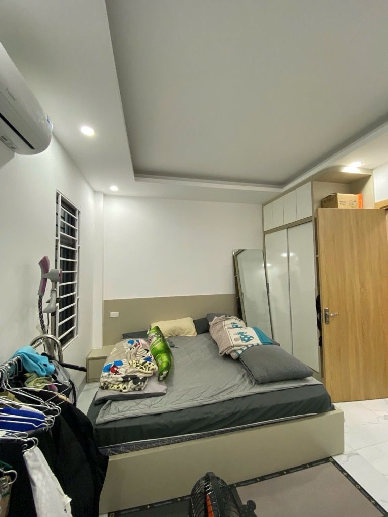 Bán nhà Nguyễn Đức Cảnh - diện tích 30,4m2 5 tầng - Ô tô qua nhà - giá 7,65 tỷ