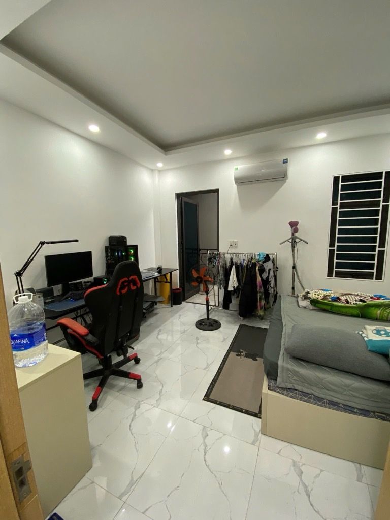 Bán nhà Nguyễn Đức Cảnh - diện tích 30,4m2 5 tầng - Ô tô qua nhà - giá 7,65 tỷ