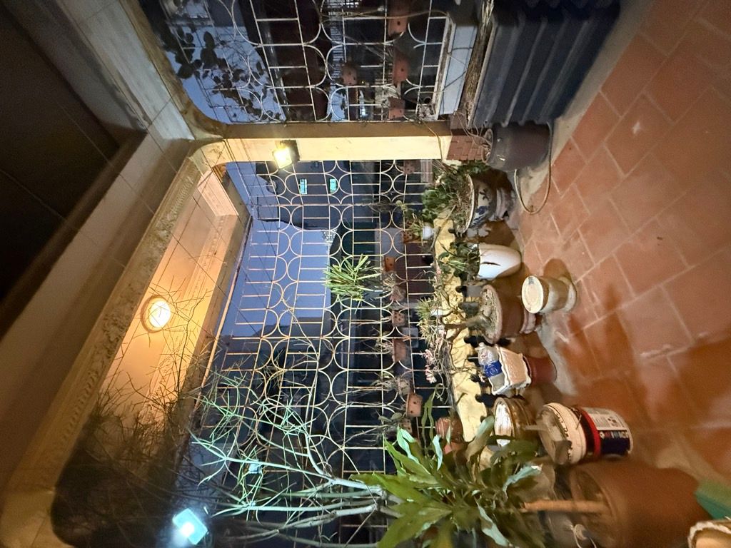 Bán nhà Khương Đình - diện tích 52,6m2 5 tầng - 2 mặt ngõ thông ô tô tải đỗ cửa - giá 19,8 tỷ