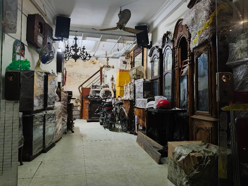 Bán nhà Nguyễn Khoái - diện tích 22m2 5 tầng - MẶT PHỐ - KINH DOANH - Ô TÔ - giá 10 tỷ