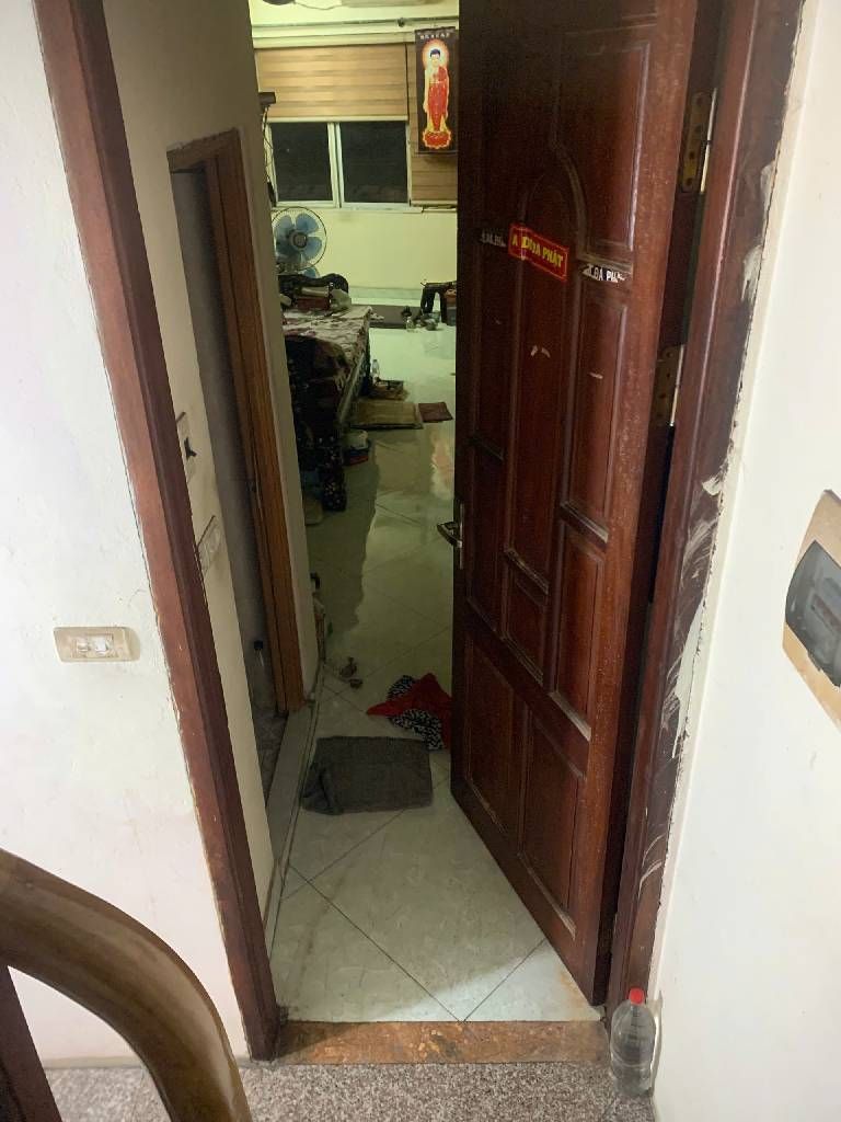 Bán nhà Nguyễn Khoái - diện tích 22m2 5 tầng - MẶT PHỐ - KINH DOANH - Ô TÔ - giá 10 tỷ