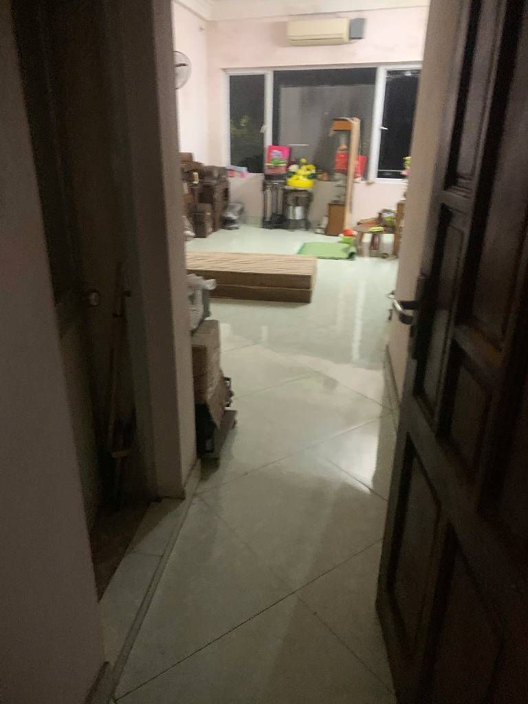 Bán nhà Nguyễn Khoái - diện tích 22m2 5 tầng - MẶT PHỐ - KINH DOANH - Ô TÔ - giá 10 tỷ