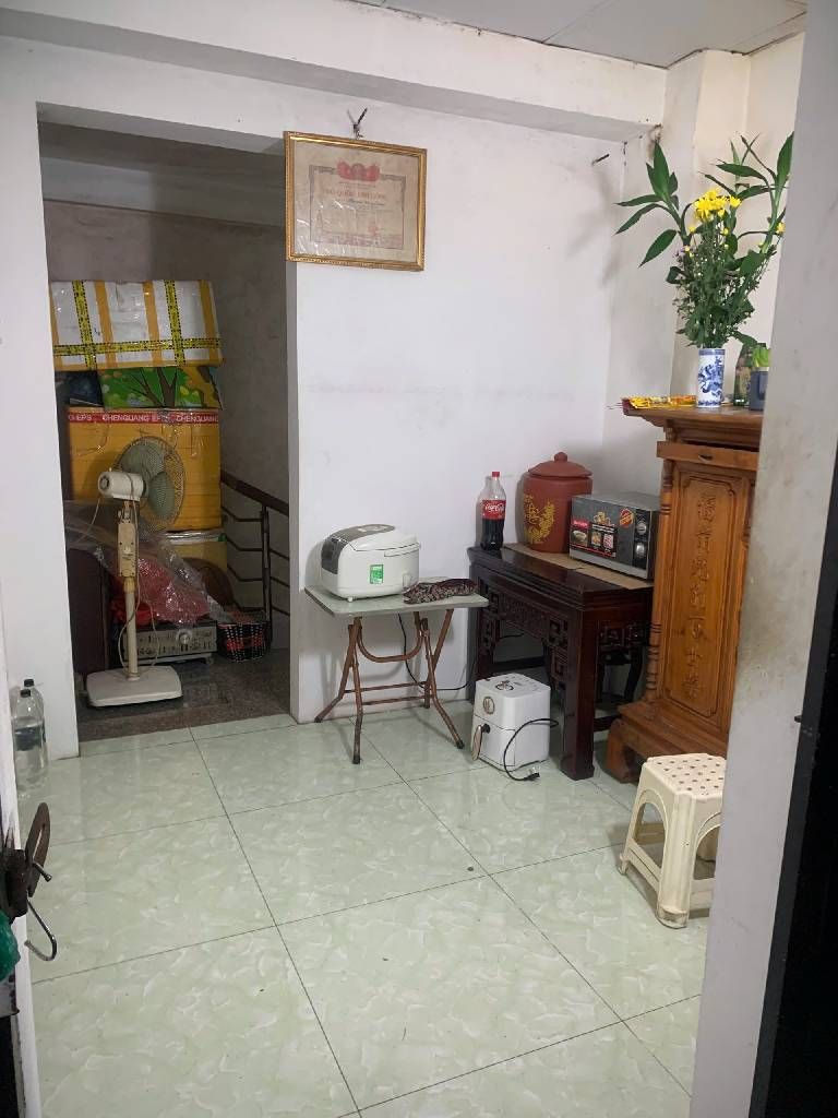 Bán nhà Nguyễn Khoái - diện tích 22m2 5 tầng - MẶT PHỐ - KINH DOANH - Ô TÔ - giá 10 tỷ