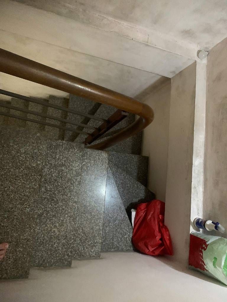 Bán nhà Nguyễn Khoái - diện tích 22m2 5 tầng - MẶT PHỐ - KINH DOANH - Ô TÔ - giá 10 tỷ