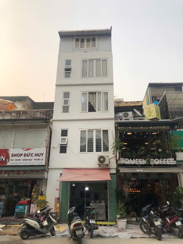 Bán nhà Phương Mai - diện tích 24,2m2 5 tầng - Kinh doanh sầm uất - giá 13,2 tỷ