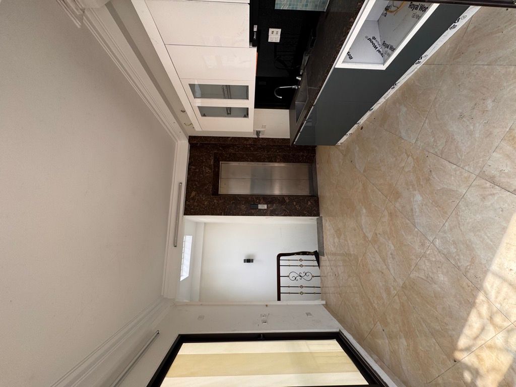 Bán nhà Láng Hạ - diện tích 32m2 6 tầng - Lô góc, thang máy - giá 20,8 tỷ