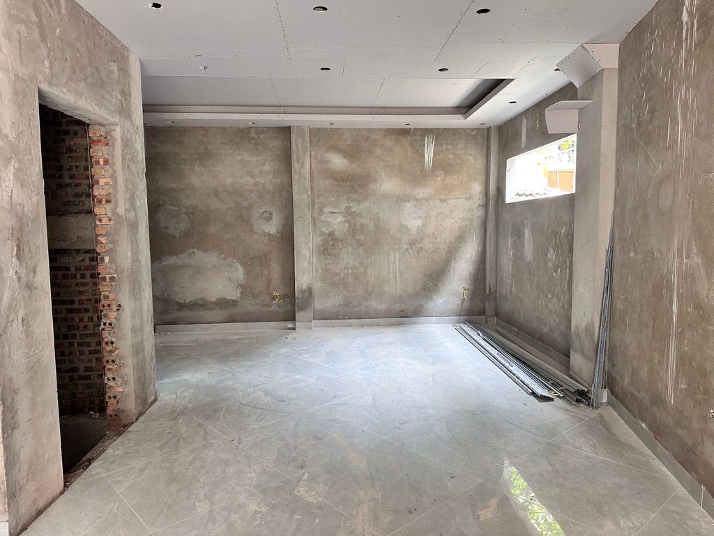 Bán nhà Lĩnh Nam - diện tích 62m2 5 tầng - Lô Góc 3 mặt thoáng - giá 16 tỷ