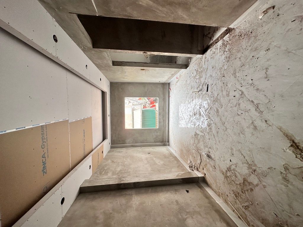 Bán nhà Lĩnh Nam - diện tích 62m2 5 tầng - Lô Góc 3 mặt thoáng - giá 16 tỷ