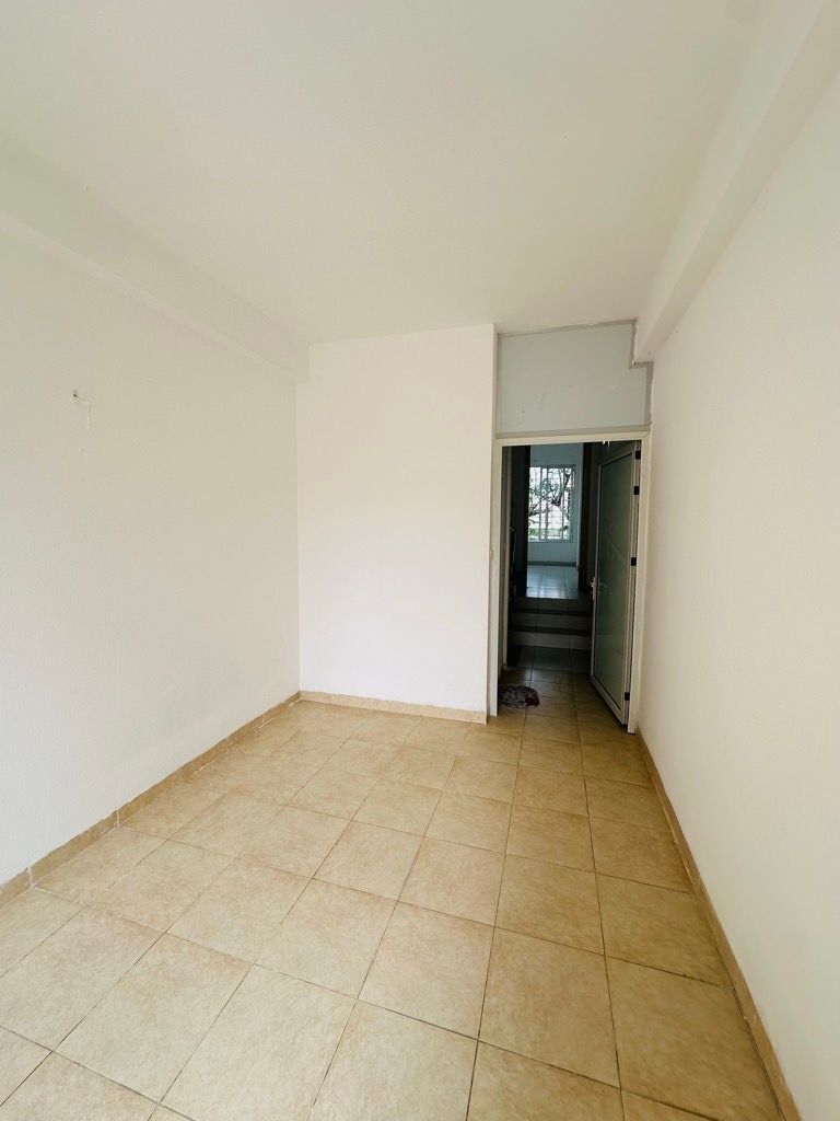 Bán nhà Định Công - diện tích 35,7m2 5 tầng - Ô tô tránh - giá 12,8 tỷ