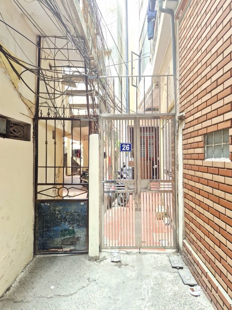 Bán nhà Nguyễn Trãi - diện tích 18,5m2 4 tầng - nhà dân xây chắc chắn - giá 5,2 tỷ