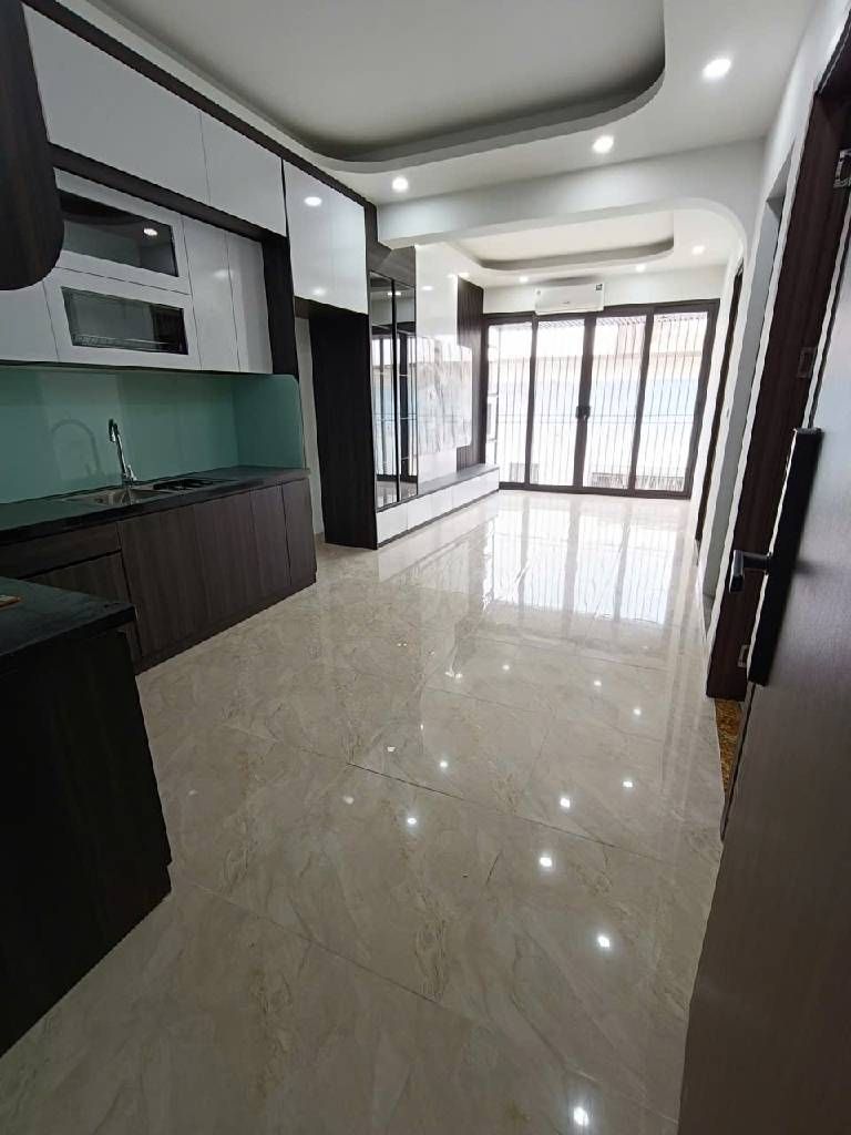 Bán nhà Hồ Đền Lừ - diện tích 53.4m2 1 tầng - Căn hộ 2 ngủ full nội thất - giá 5,05 tỷ