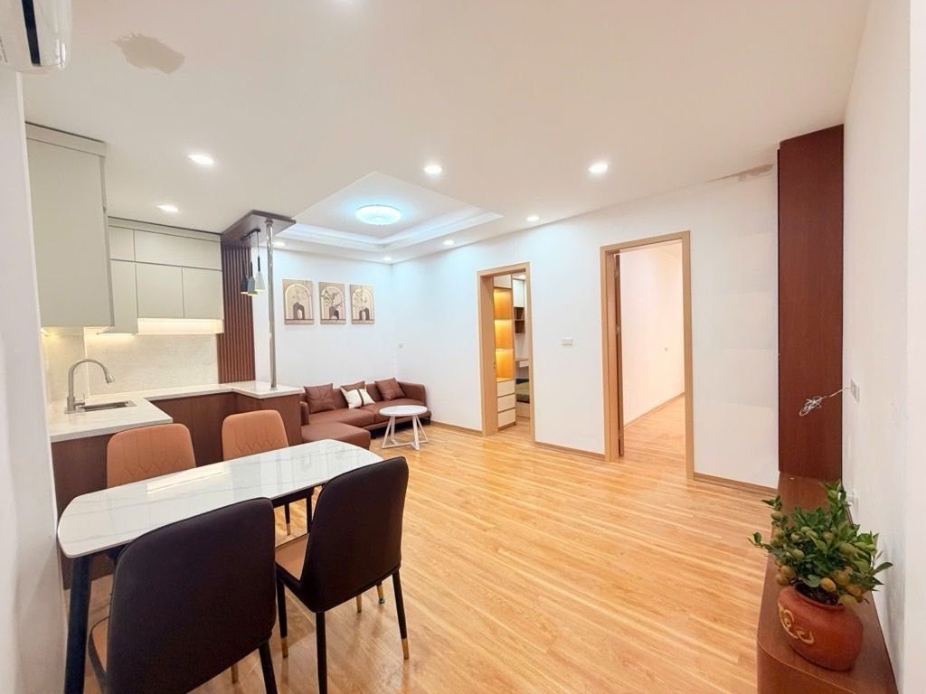 Bán nhà Tân Mai - diện tích 70m2 1 tầng - Lô góc 3 mặt thoáng - giá 4,8 tỷ