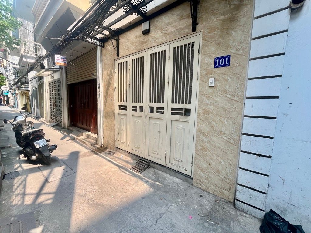 Bán nhà Yên Lãng - diện tích 48m2 6 tầng - Thang máy - giá 21 tỷ