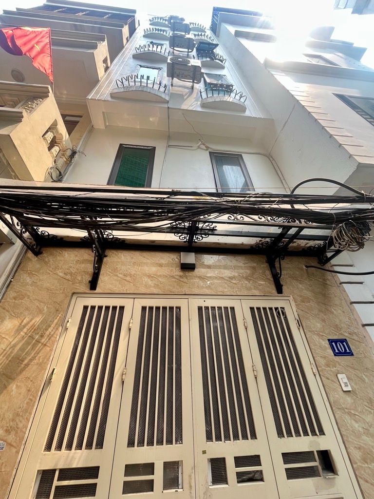 Bán nhà Yên Lãng - diện tích 48m2 6 tầng - Thang máy - giá 21 tỷ