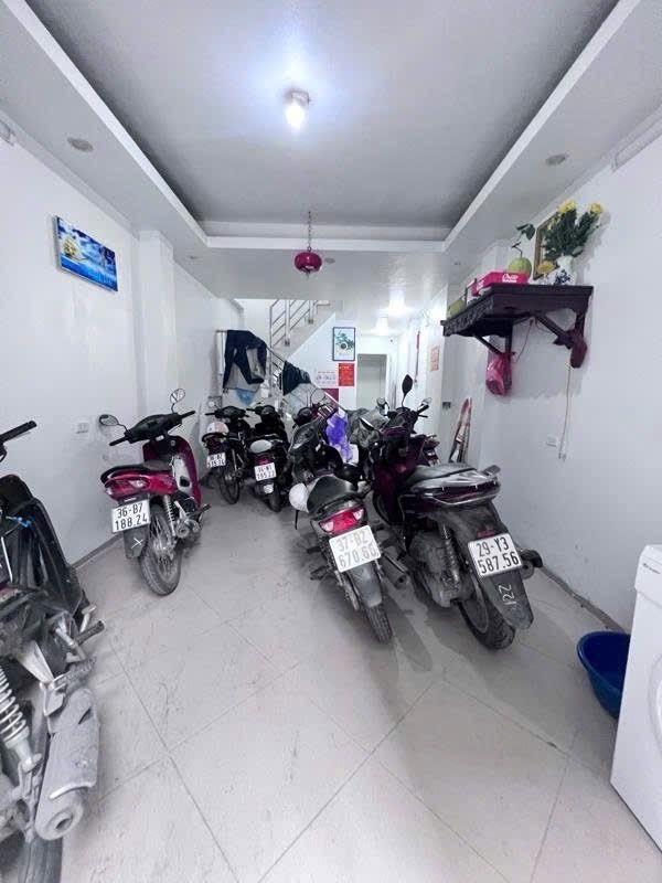 Bán nhà Yên Lãng - diện tích 48m2 6 tầng - Thang máy - giá 21 tỷ