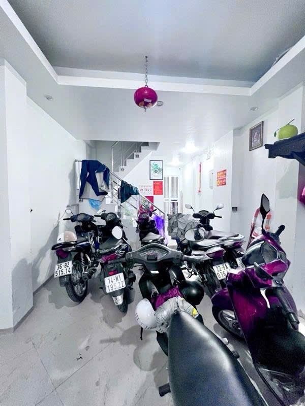 Bán nhà Yên Lãng - diện tích 48m2 6 tầng - Thang máy - giá 21 tỷ