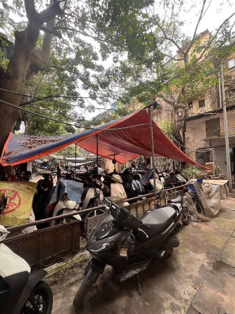 Bán nhà Nguyễn Công Trứ - diện tích 37m2 5 tầng - Kinh doanh sầm uất - giá 6,5 tỷ