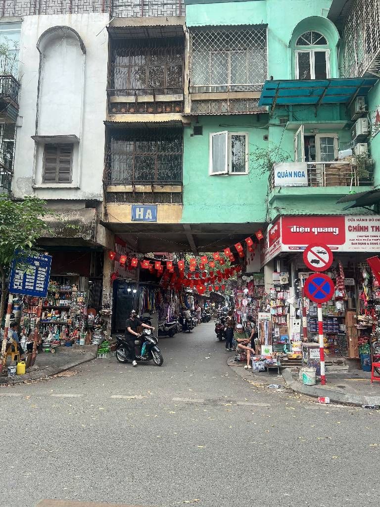 Bán nhà Nguyễn Công Trứ - diện tích 37m2 5 tầng - Kinh doanh sầm uất - giá 6,5 tỷ