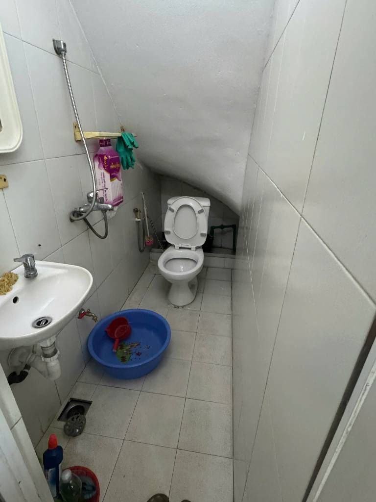 Bán nhà Nguyễn Công Trứ - diện tích 37m2 5 tầng - Kinh doanh sầm uất - giá 6,5 tỷ